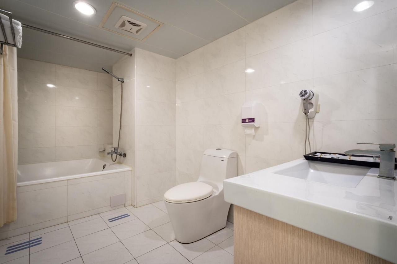 Yoyo Hotel Jiayi Zewnętrze zdjęcie